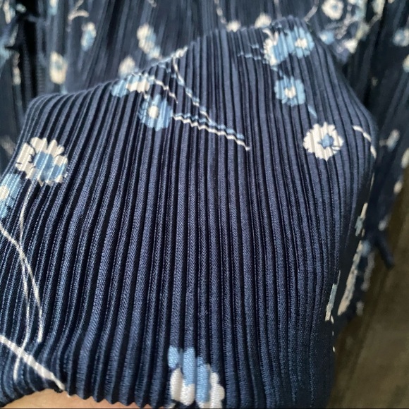 Lauren Conrad Blouse - Picture 3 of 7